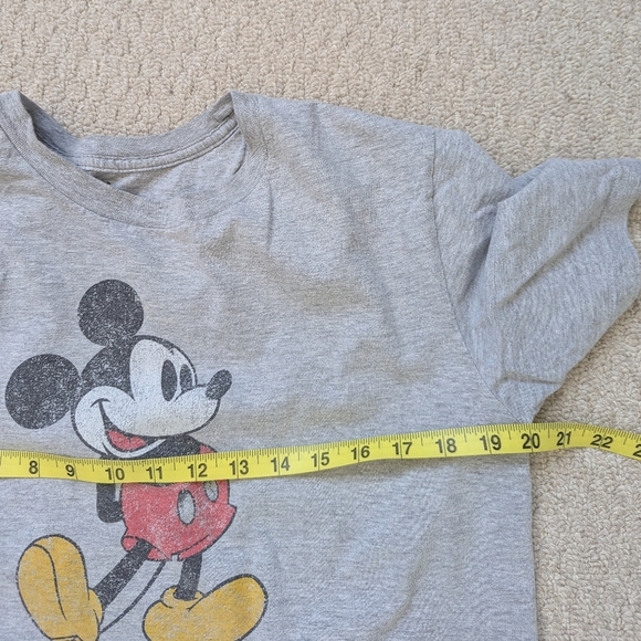 Disney Classic Mickey Mouse Men's Tee Shirt Top Size M - Picture 3 of 3